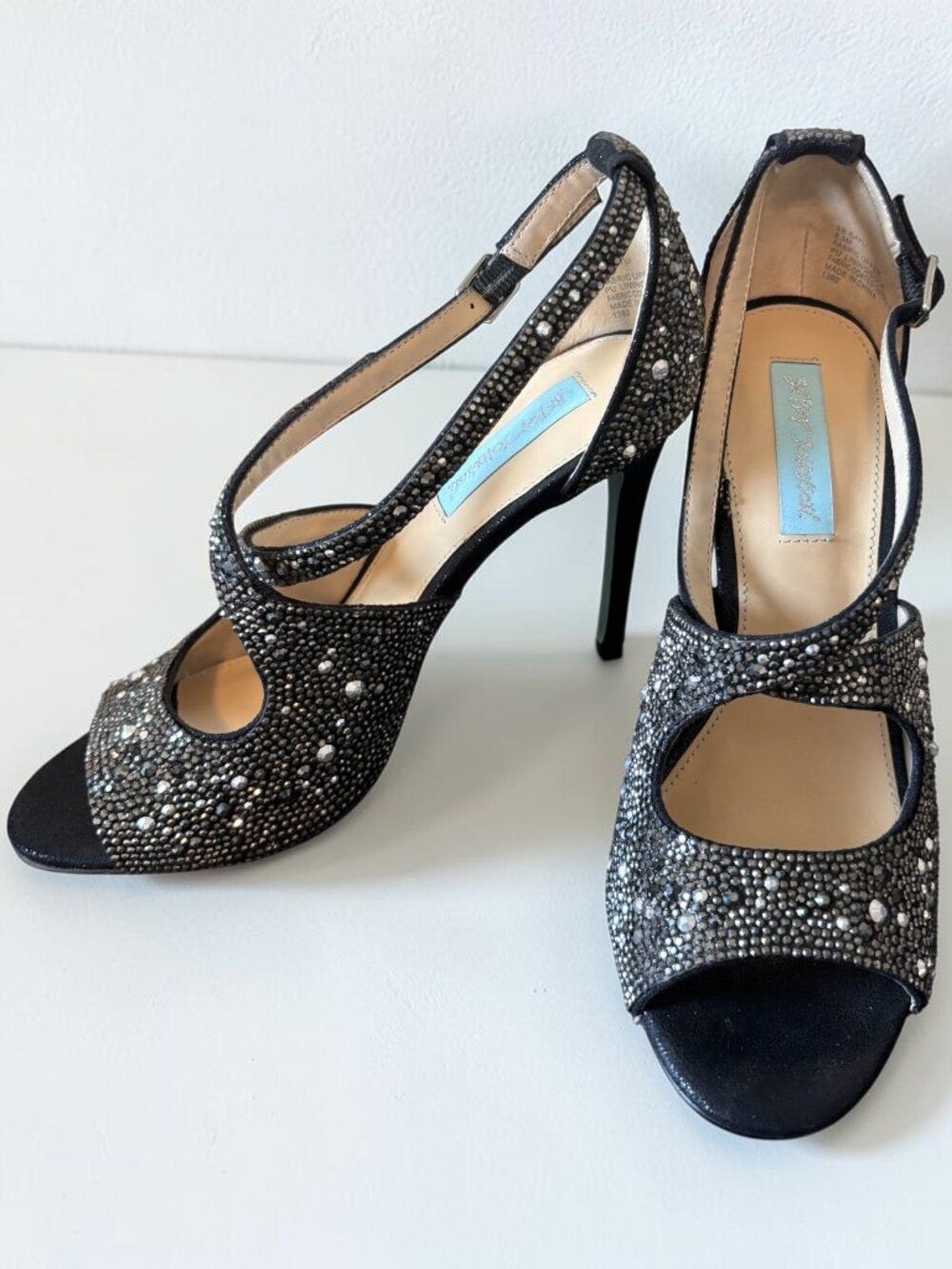 Betsey Johnson Bayli Rhinestone T Strap Heels Black Sparkle Size 8.5